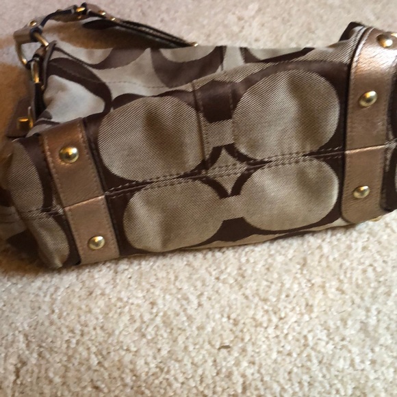 Coach shoulder bag - Picture 7 of 9